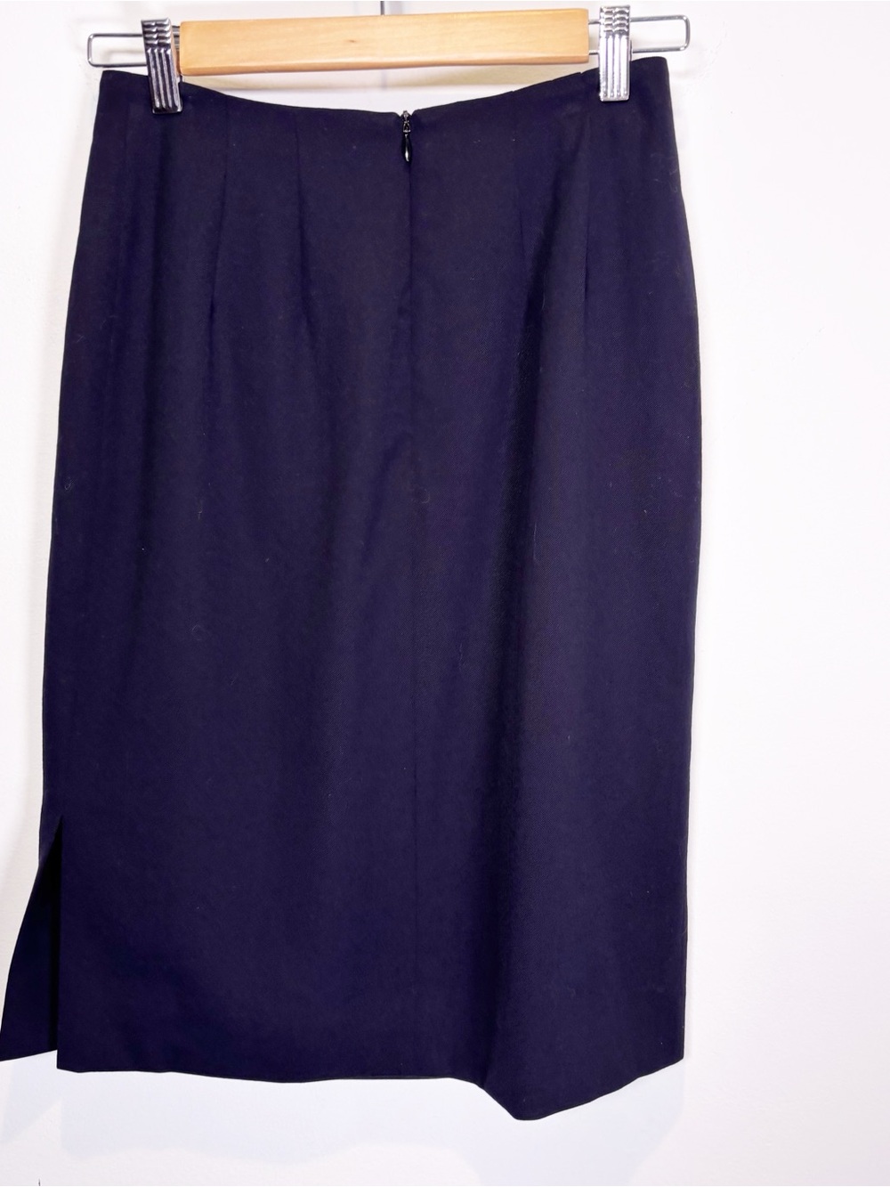 Austin Reed Wool Skirt - Picture 3 of 6